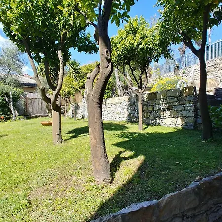 Villino Margiu 아파트 *